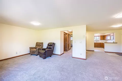1301 S Third Ave #20B, Sequim, WA 98382 photo 5