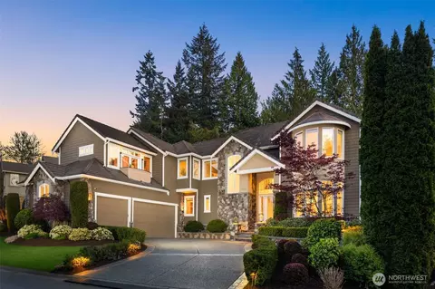 8251 154th Ave SE, Newcastle, WA 98059