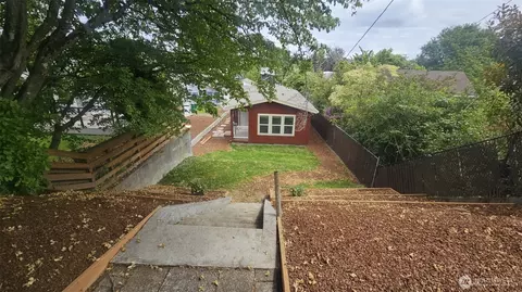 826 Chester Ave, Bremerton, WA 98337