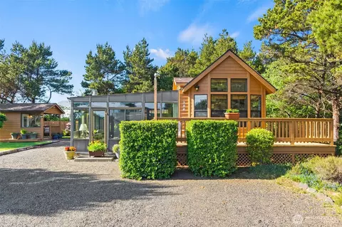 726 Marine Dr, Grayland, WA 98547