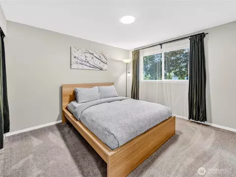 Bedroom - 843 Harmony Ln, Enumclaw, WA 98022 photo 1 of 7