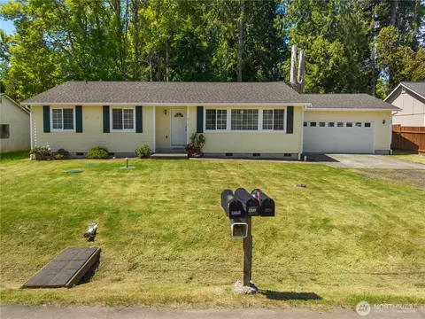 9725 Channel Dr NW, Olympia, WA 98502