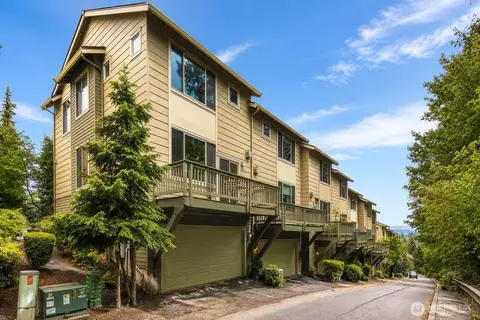 2161 NW Boulder Way Dr, Issaquah, WA 98027