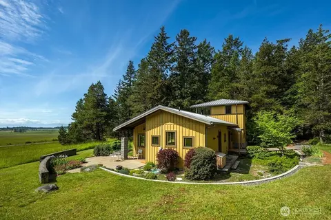 72 Davies Dr, Lopez Island, WA 98261