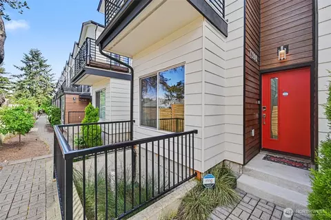 7120 B Beacon Ave S #2, Seattle, WA 98108