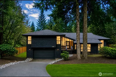 2518 Sahalee Dr E, Sammamish, WA 98074