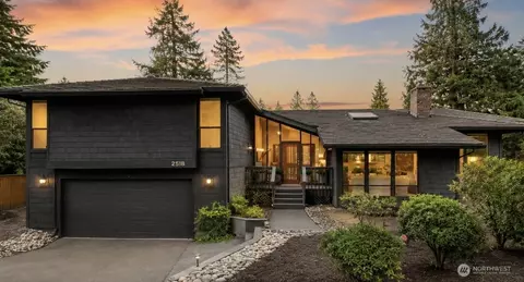 2518 Sahalee Dr E, Sammamish, WA 98074
