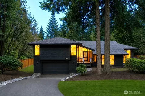 2518 Sahalee Dr E, Sammamish, WA 98074
