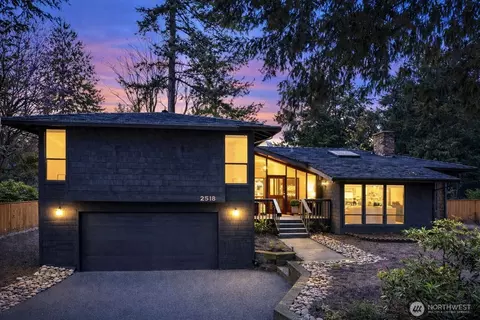 2518 Sahalee Dr E, Sammamish, WA 98074