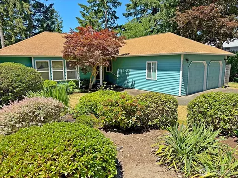 12901 Avante Dr, Silverdale, WA 98383