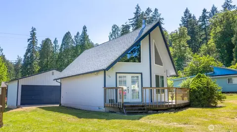 120 N Ayock Beach Dr, Lilliwaup, WA 98555