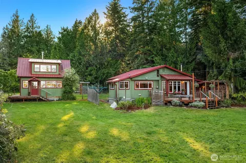 170 Baldwin Rd, Nordland, WA 98358