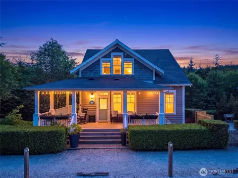 269 Compass St, Pacific Beach, WA 98571