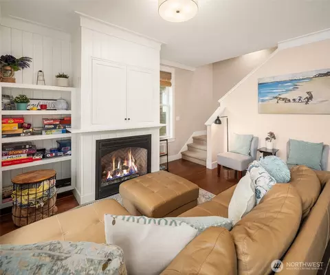 Living - 24 Float Ln, Pacific Beach, WA 98571 photo 1 of 3