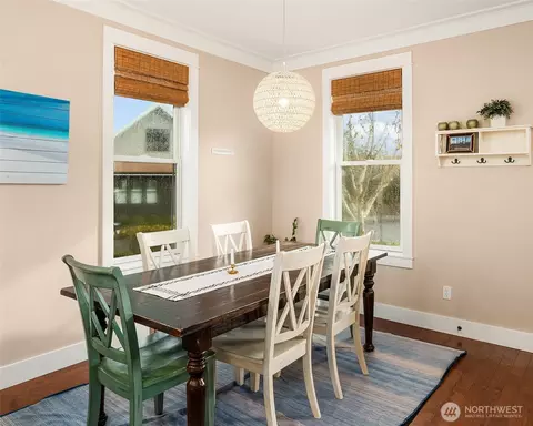 Dining - 24 Float Ln, Pacific Beach, WA 98571 photo 2 of 3