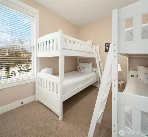 Bedroom - 24 Float Ln, Pacific Beach, WA 98571 photo 2 of 4