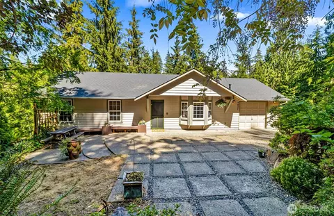 5827 176th Dr SE, Snohomish, WA 98290