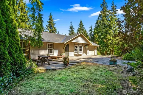 5827 176th Dr SE, Snohomish, WA 98290