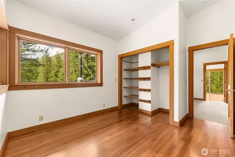 Bedroom - 12 Tuckaway Rd, Twisp, WA 98856 photo 4 of 7