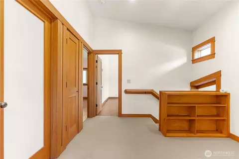 Entry Way - 12 Tuckaway Rd, Twisp, WA 98856 photo 2 of 4