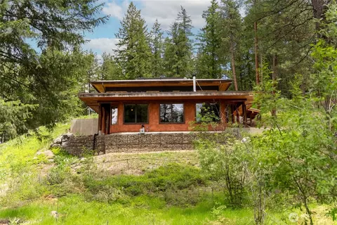 Exterior - 12 Tuckaway Rd, Twisp, WA 98856 photo 6 of 7