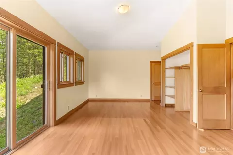 Bedroom - 12 Tuckaway Rd, Twisp, WA 98856 photo 2 of 7