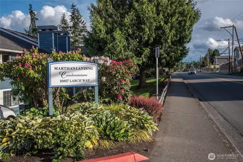 16817 Larch Way #D206, Lynnwood, WA 98037