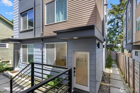 1428 24th Ave #B, Seattle, WA 98122