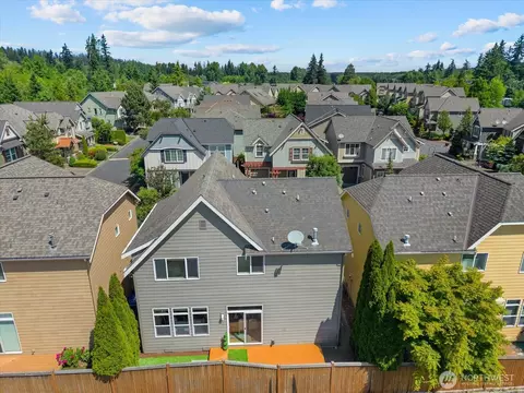 View/Area - 822 235th Pl SE, Bothell, WA 98021 photo 2 of 4
