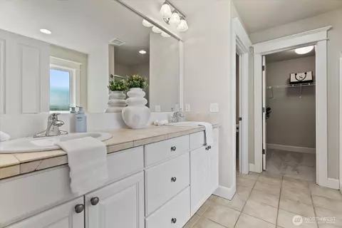 Other - 822 235th Pl SE, Bothell, WA 98021 photo 5 of 9