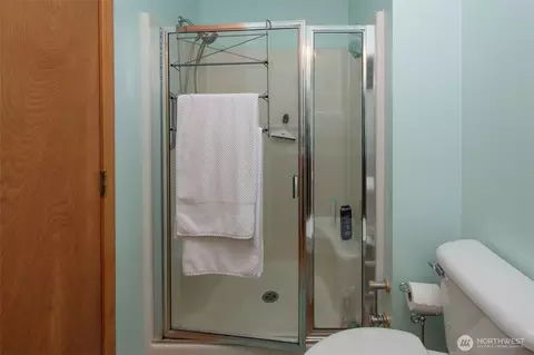 Bath - 101 Timothy Ln, Sequim, WA 98382 photo 3 of 3