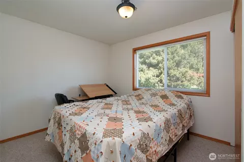 Bedroom - 101 Timothy Ln, Sequim, WA 98382 photo 1 of 4