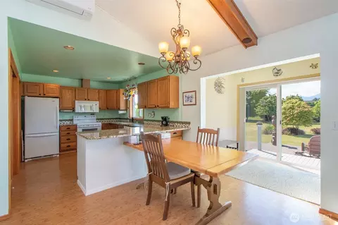 Kitchen - 101 Timothy Ln, Sequim, WA 98382 photo 1 of 3