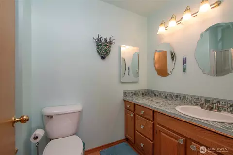 Bath - 101 Timothy Ln, Sequim, WA 98382 photo 2 of 3