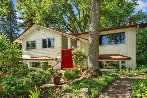 200 154th Pl SE, Bellevue, WA 98007
