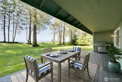 480 Pond Rd, Port Townsend, WA 98368
