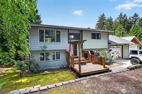 4216 W Tapps Dr E, Lake Tapps, WA 98391