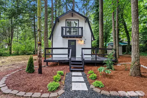 19111 19th St SW, Lakebay, WA 98349