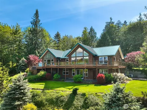 16480 Mountain View Rd, Mount Vernon, WA 98274