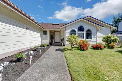 9317 76th Street Ct SW, Lakewood, WA 98498
