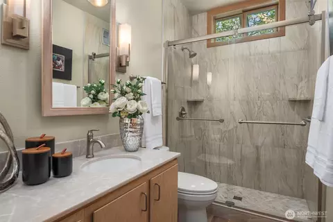 Bath - 4065 E Sequim Bay Rd #12, Sequim, WA 98382 photo 2 of 2