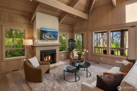 Living - 4065 E Sequim Bay Rd #12, Sequim, WA 98382 photo 8 of 10