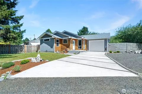 124 N Wynoochee Dr SW, Ocean Shores, WA 98569
