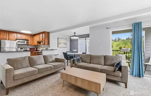 Living - 20330 Bothell Everett Hwy #C201, Bothell, WA 98012 photo 2 of 3