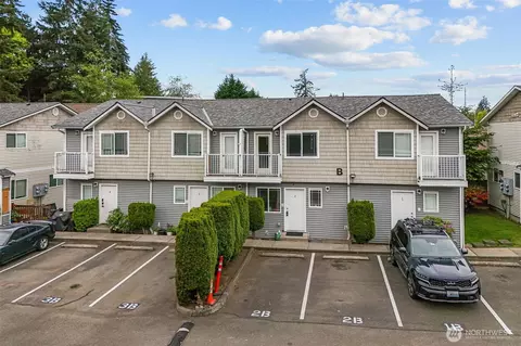 3322 148th St SW #B-2, Lynnwood, WA 98037