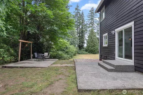 Exterior - 21927 45th Ave SE, Bothell, WA 98021 photo 3 of 4