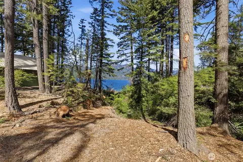 881 Lake Cabins Rd, Ronald, WA 98940