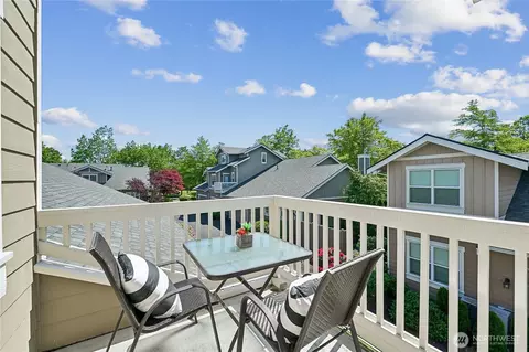 35310 SE Sequoia Pl #B, Snoqualmie, WA 98065
