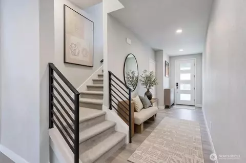 Entry Way - 3325 167th Pl SE, Bothell, WA 98012 photo 2 of 2