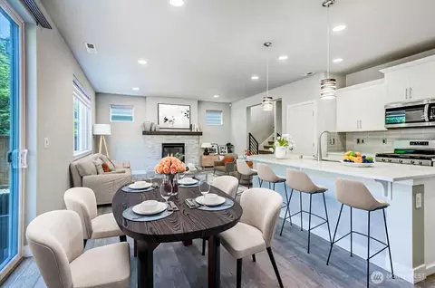 Dining - 3325 167th Pl SE, Bothell, WA 98012 photo 2 of 2